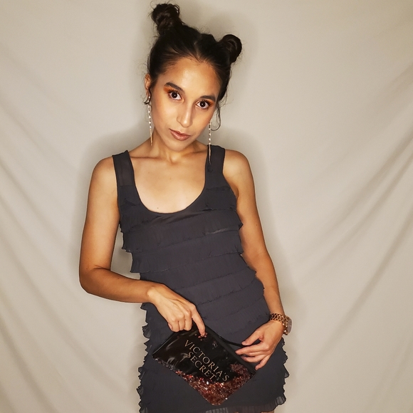 VICTORIA SECRET Confetti SEQUINS Wristlet - Picture 6 of 7